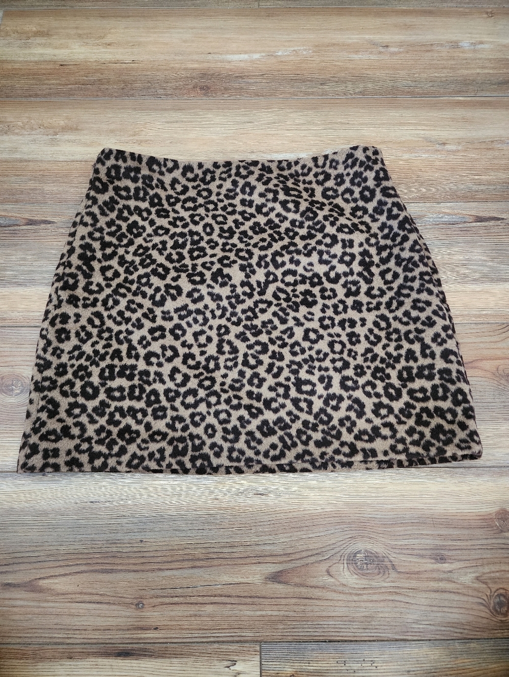 LOFT Leopard Print Mini Skirt Women's 6 Brown Fuzzy NEW